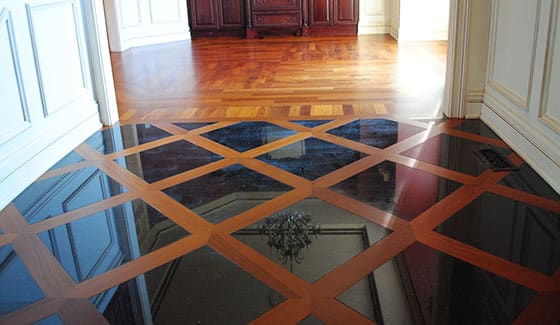 Tile and wood floor border