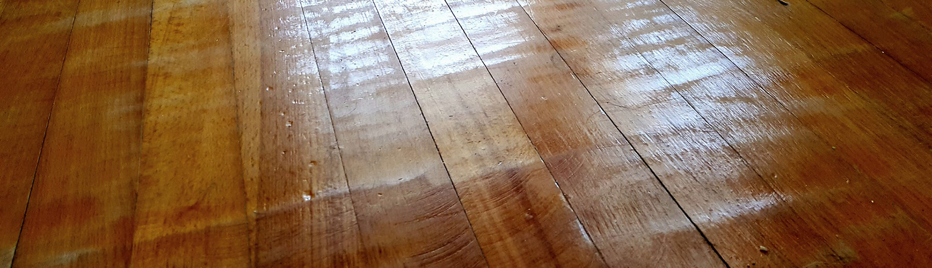 Bad sanding job by unskilled floor company