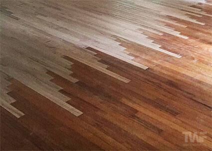 Lacing in new wood to an existing floor